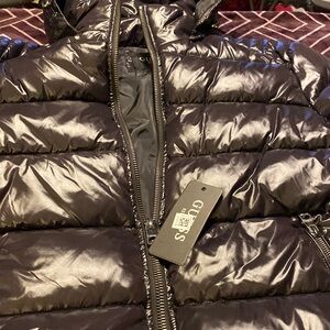 Guess Puffer Jacket
